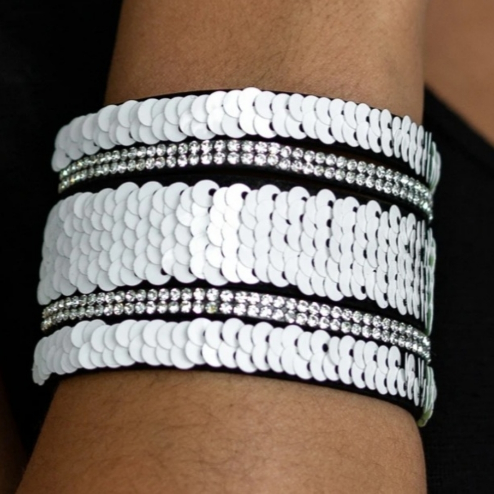 White bracelet paparazzi